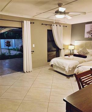 The Wilds Guest House Hluhluwe Bagian luar foto